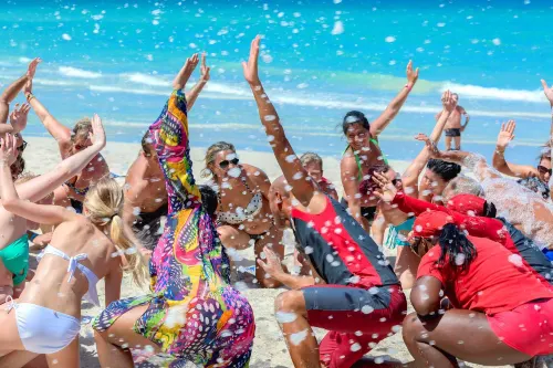 Melia Las Americas Рядом с отелем Photos
