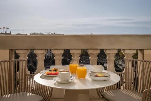 45 times Barcelona Restauration Photos