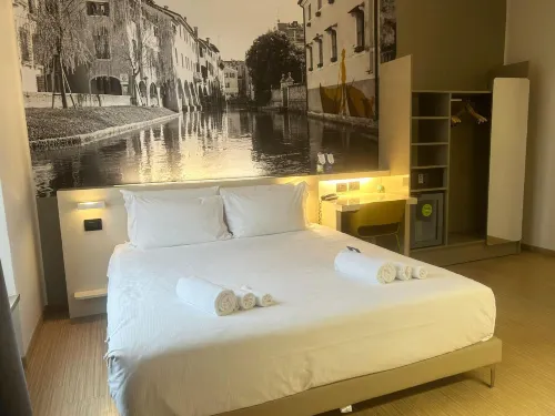 B&B Hotel Treviso Camere Photos