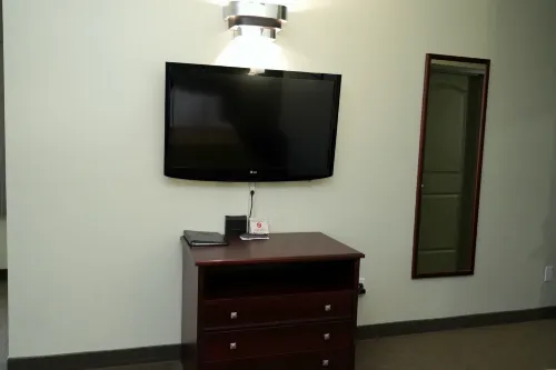 Econolodge Huntsville Rooms Photos