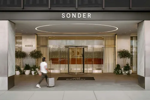 Sonder Battery Park Featured Photos