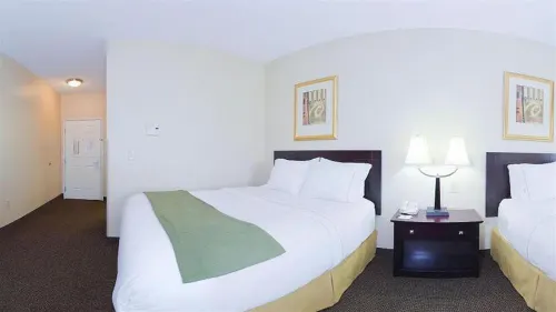 Holiday Inn Express & Suites Longmont - Boulder Area Photos