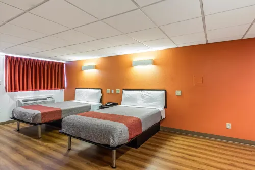 Motel 6 Elizabeth, NJ - Newark Liberty Intl Airport Rooms Photos