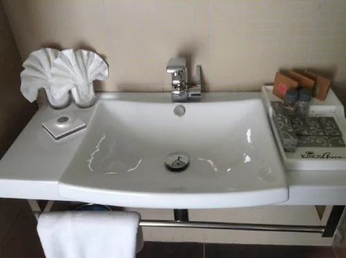 Kings Green Hotel City Centre Melaka Photos