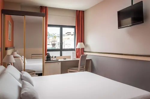 Sunotel Club Central Camere Photos