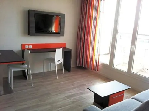 Adonis Paris Sud Apparthôtel Photos