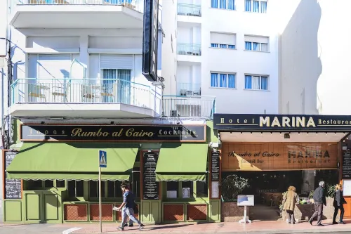 Hotel & Restaurant Marina Palamós Exterior Photos