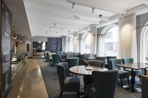 Radisson Blu Aleksanteri Hotel Restauration Photos