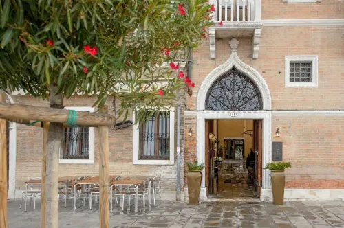 Palazzo Veneziano - Venice Collection À proximité de l'hôtel Photos