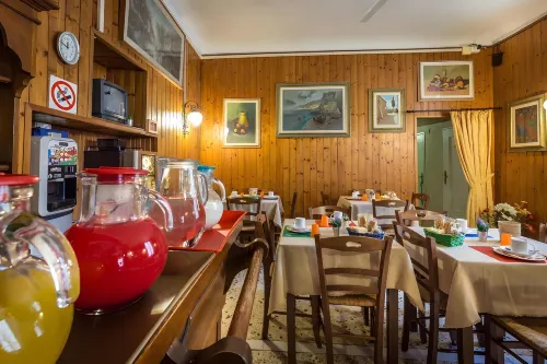 Hotel Pensione Ferretti Ristorazione Photos