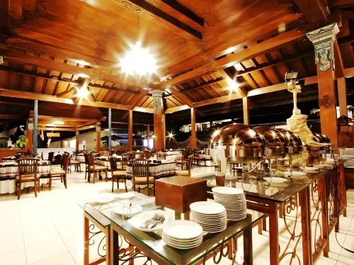 Cakra Kusuma Makanan Photos