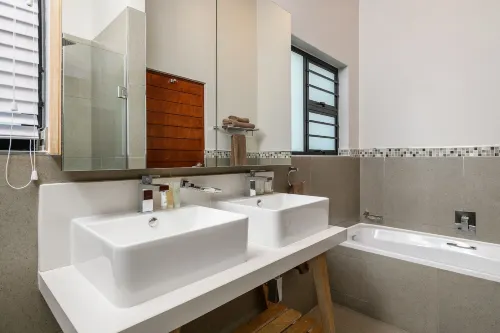 The Kingdom Resort Kamar Photos