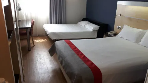 Holiday Inn Express Malaga Airport Photos
