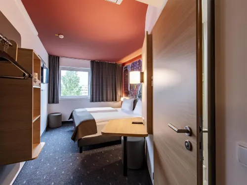 B&B HOTEL München-Messe Rooms Photos
