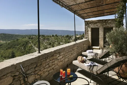 Airelles Gordes, La Bastide À proximité de l'hôtel Photos