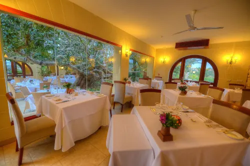 Hotel Ta' Cenc & Spa Dining Photos
