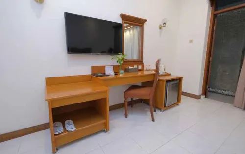 Hotel Dana Solo Kamar Photos