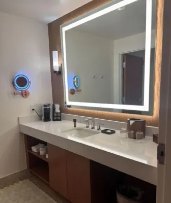 South Point Hotel Casino-Spa Rooms Photos