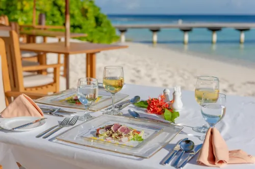 Royal Island Resort Makanan Photos