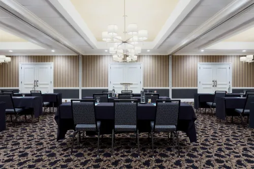 Sheraton Charlotte Hotel Business Facilities Photos