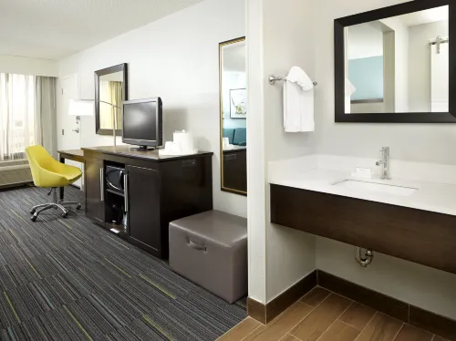 Hampton Inn Orlando Near Universal Blvd/International Dr Rooms Photos