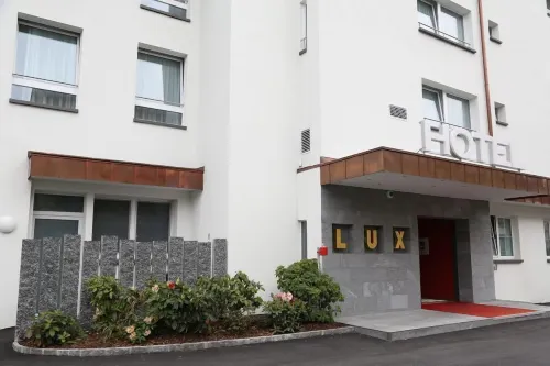 Businesshotel Lux Außen Photos