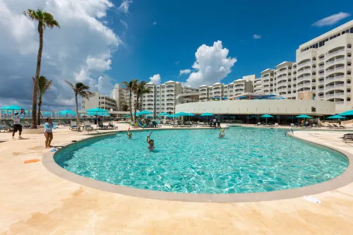 Hilton Cancun Mar Caribe All-Inclusive Resort Leisure & Recreation Photos