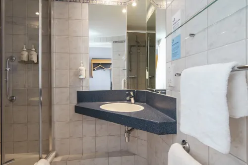 Holiday Inn Express Bristol - Filton Photos