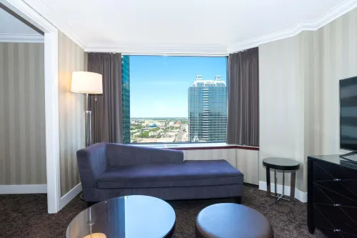 Sandman Signature Edmonton Downtown Hotel Photos