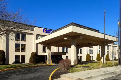 Comfort Inn & Suites Mt. Holly - Westampton Extérieur Photos