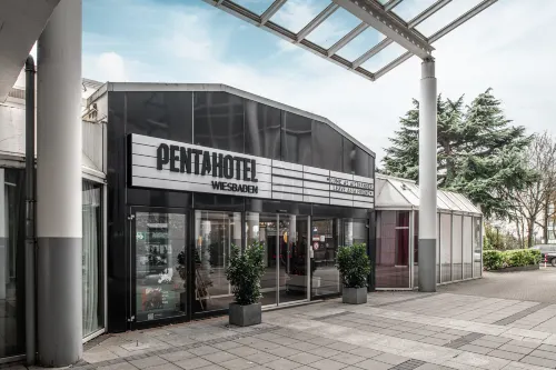 Pentahotel Wiesbaden Außen Photos