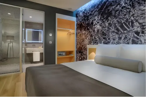 Tav Airport Hotel Izmir Zimmer Photos