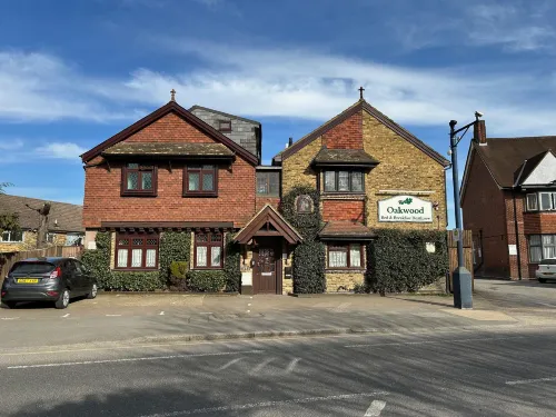 Oakwood Bed and Breakfast Heathrow Exterior Photos