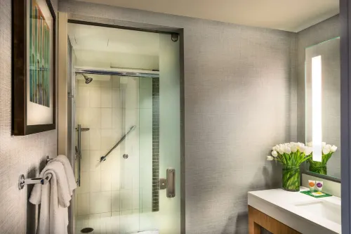 Hyatt Place Baltimore Inner Harbor Rooms Photos