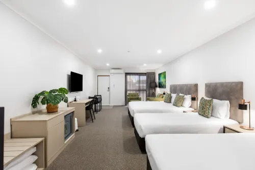 Presidential Motel Rooms Photos