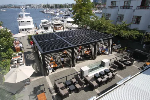 Granville Island Hotel Circondario Photos