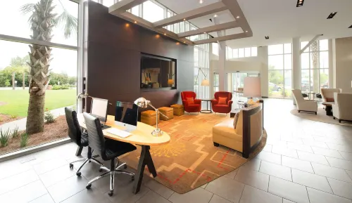 DoubleTree by Hilton Hotel and Suites Charleston Airport Бизнес-удобства Photos