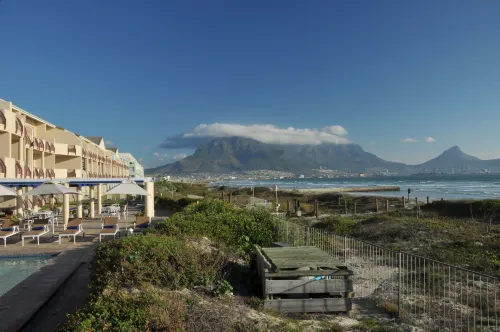 Cape Town Beachfront Apartments at Leisure Bay Near Hotel Photos