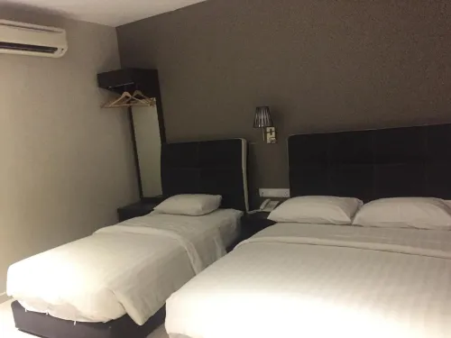 Ayer Hitam Hotel Rooms Photos