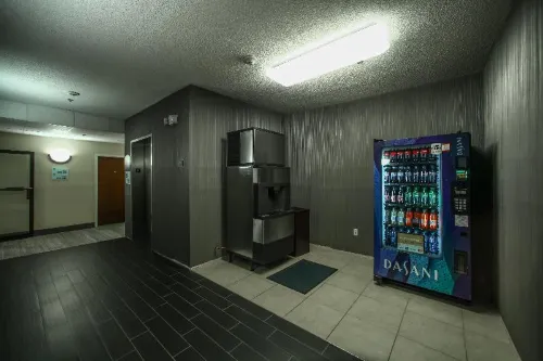 Holiday Inn Express & Suites Atlanta-Emory University Area Near Hotel Photos