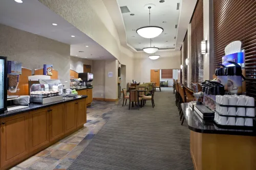 Holiday Inn Express Vancouver Airport-Richmond Featured Photos