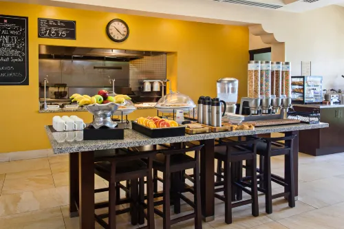 Hilton Garden Inn Valencia at Six Flags Ristorazione Photos