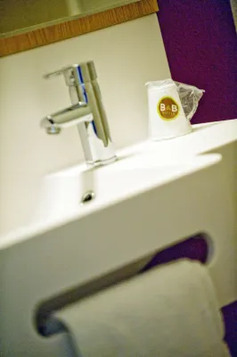 B&B Hotel PARIS GENNEVILLIERS ASNIERES Chambres Photos