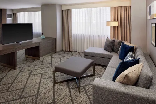 DoubleTree by Hilton Hotel Tulsa Downtown Public Areas Photos
