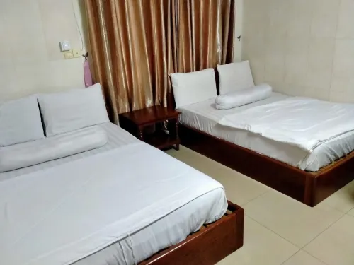 Empire House, Phnom Penh Photos