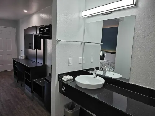 Motel 6 Westminster, CA - North Camere Photos