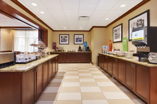 Hampton Inn Detroit/Southgate Makanan Photos