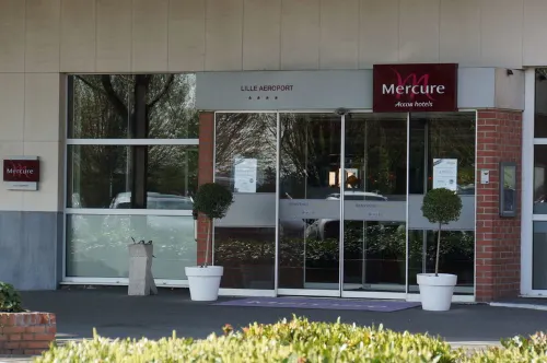 Hôtel Mercure Lille Aéroport Exterior Photos