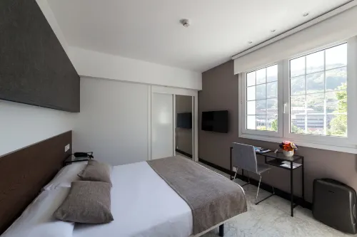 Hotel Avenida Rooms Photos