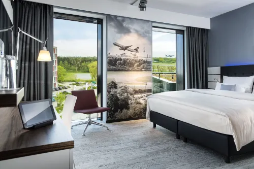 Airport Plaza Hotel Hamburg Rooms Photos